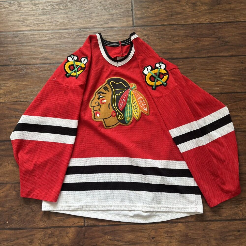 Vintage CCM Maska Chicago Blackhawks NHL Hockey Jersey Mens Sz M Red Sewn